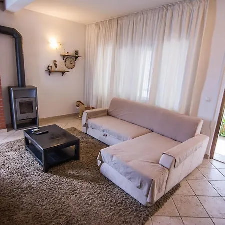 Hotel House 3*